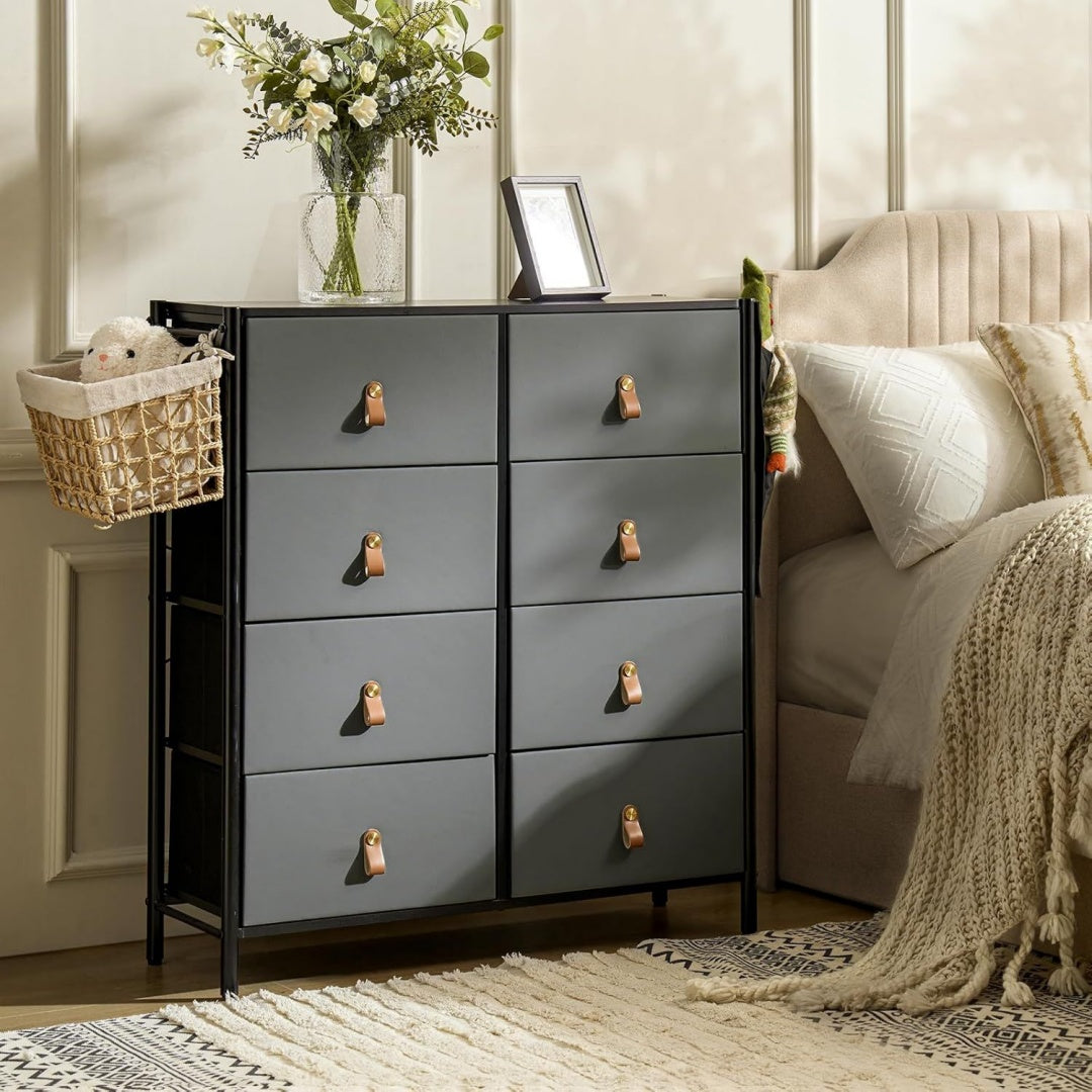 Commode rustique en acier et tissu